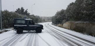 Neve a Brindisi: chiuso il Cimitero