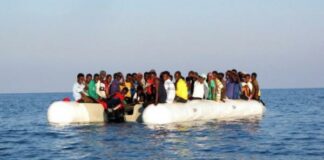 Sbarcano a Cerano 64 immigrati: tra loro 19 minori