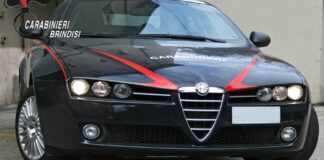 Contratto con una compagnia assicurativa inesistente: denunciate due donne