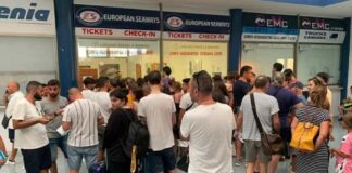 Traghetto in avaria a Corfù: 800 passeggeri bloccati al porto