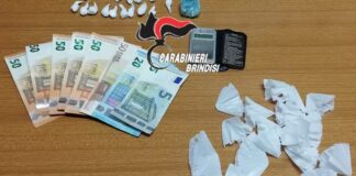 Sorpreso in auto con la cocaina: arrestato 26enne