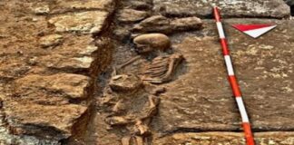 Scoperte tombe medievali a Mesagne: una con madre e figlio abbracciati
