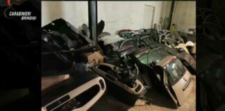 Droga e telefonini in carcere, furti di auto con richiesta di riscatto: 29 arresti