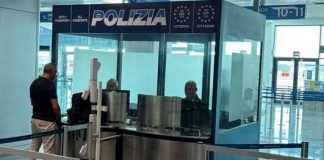 Arrivano in aeroporto con documenti falsi: 3 gli stranieri arrestati