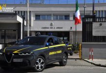 Taxi abusivo nel porto di Brindisi: sequestro del mezzo e sanzione per il conducente